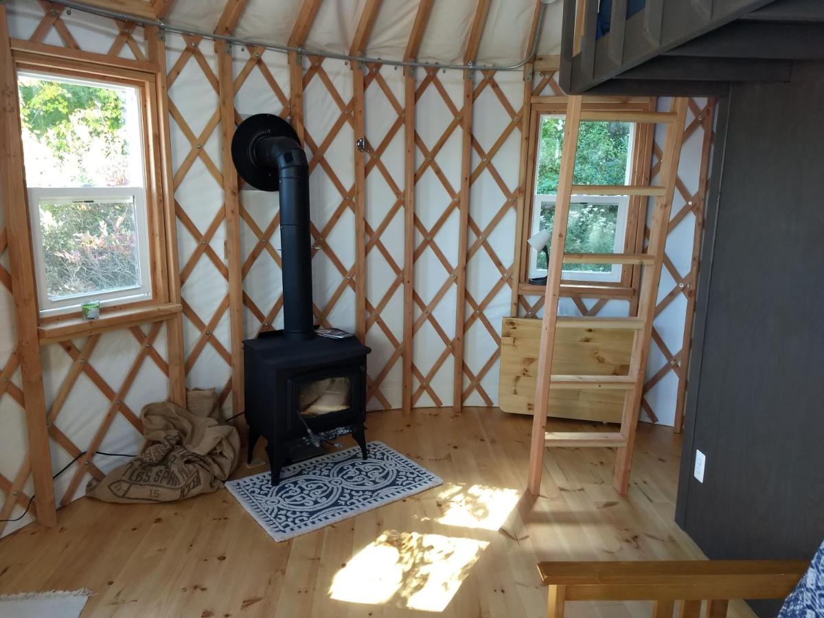 Livingston Manor Yurt Hotel Parksville Екстериор снимка
