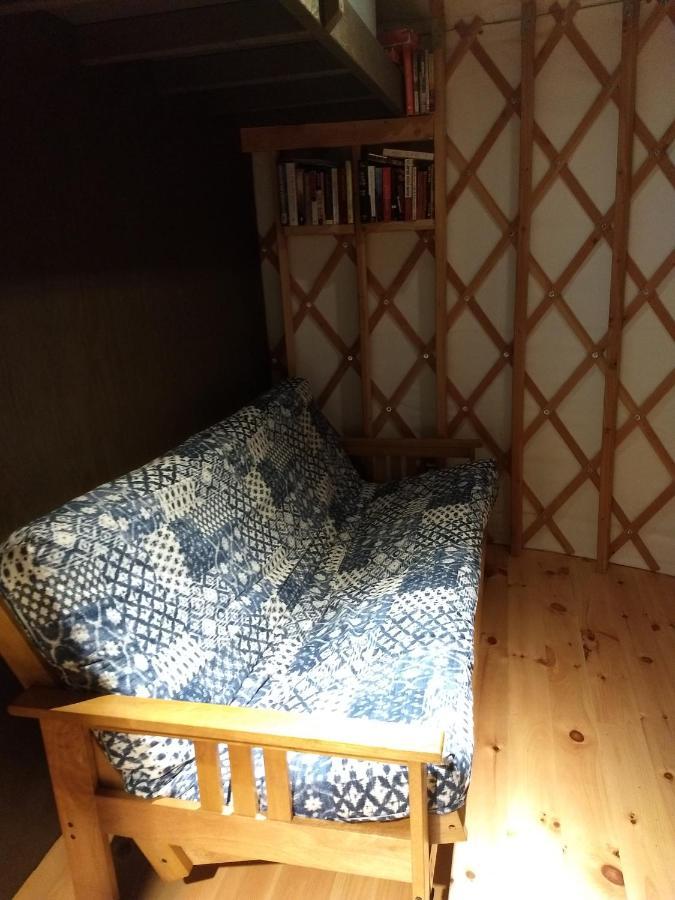 Livingston Manor Yurt Hotel Parksville Екстериор снимка